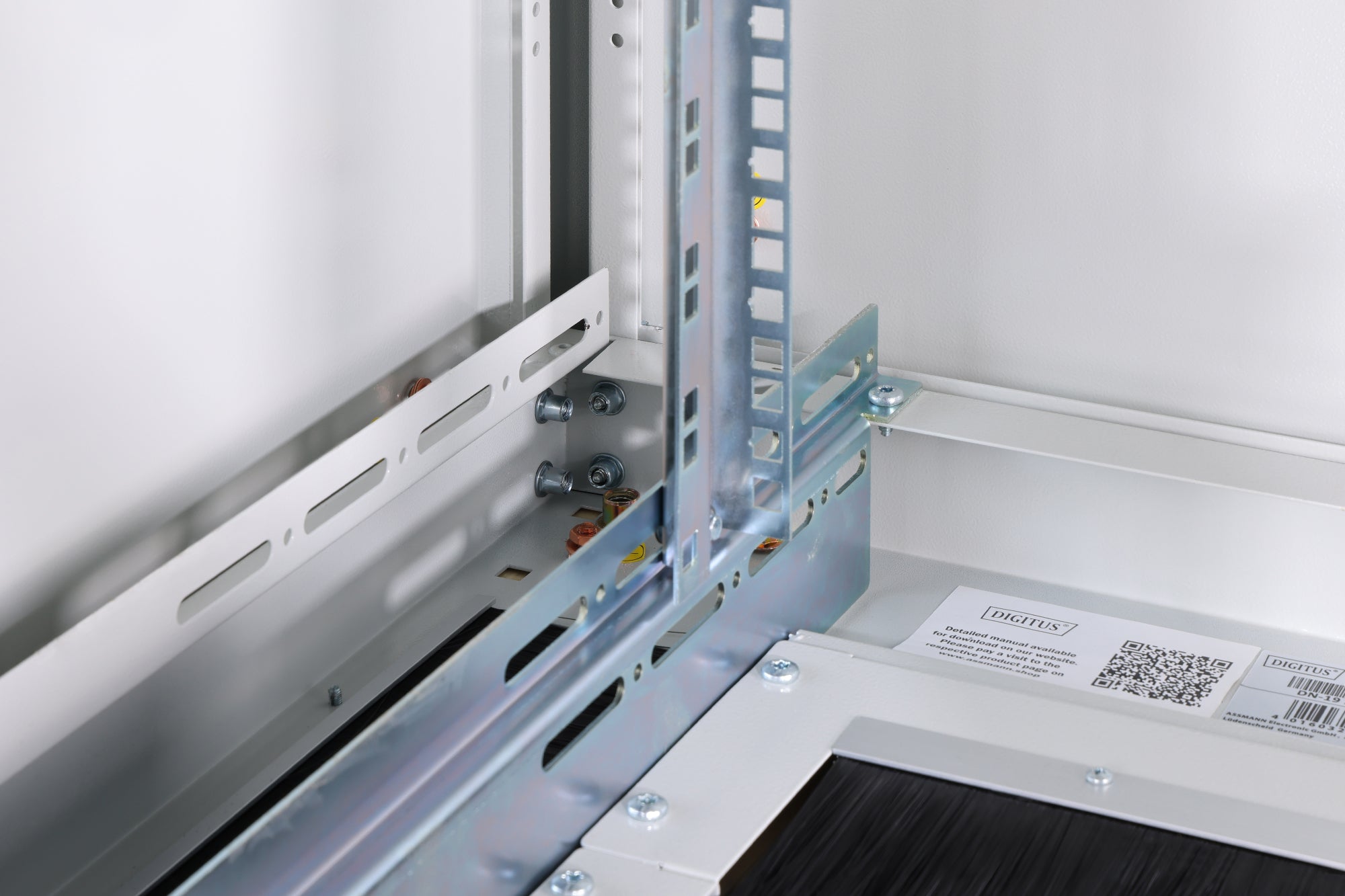 Patchkast Rittal Key 22U Patchkast 800x800x1164 mm (BxDxH) lichtgrijs – Netwerkkabel.eu