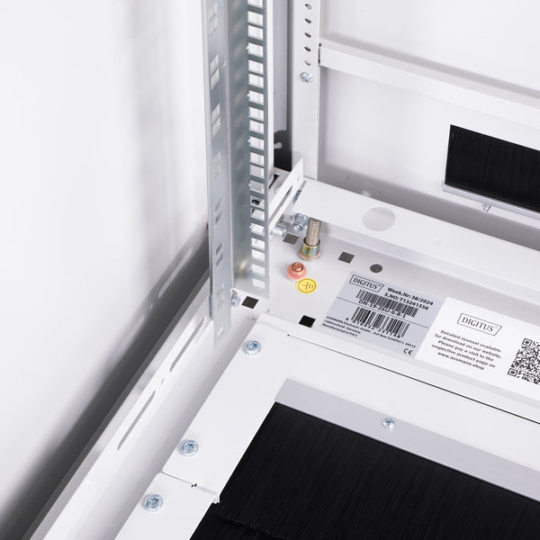 26U Patchkast 600x800x1342 mm (BxDxH) lichtgrijs