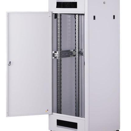 32U Patch Cabinet 600x600x1609 mm (WxDxH) light gray
