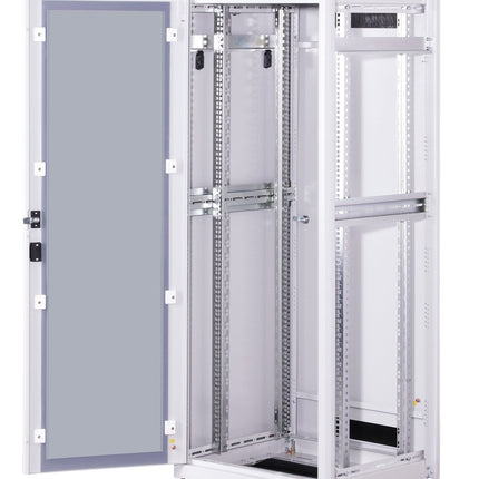 32U Patch Cabinet 600x600x1609 mm (WxDxH) light gray