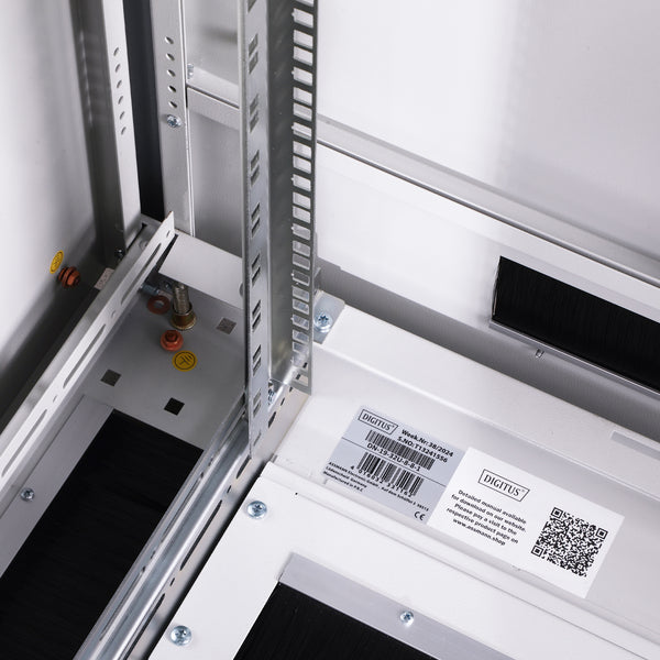 32U Patchkast 800x800x1609 mm (BxDxH) lichtgrijs