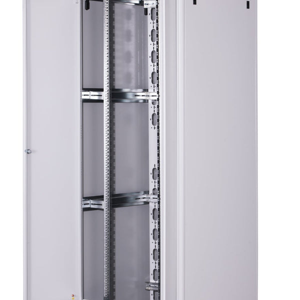 47U Patchkast 800x800x2244 mm (BxDxH) lichtgrijs
