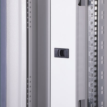 47U Patch Cabinet 800x800x2244 mm (WxDxH) light gray