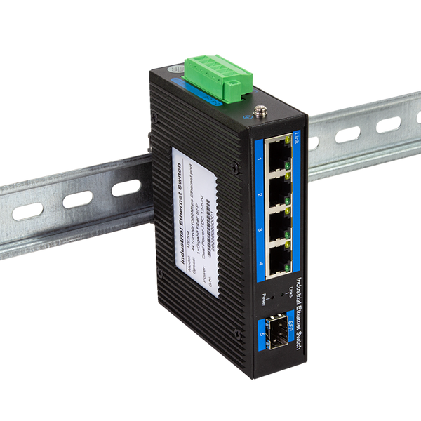 Industrial Gigabit Ethernet Switch 4 Ports + port SFP